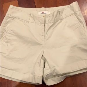 Vineyard vine shorts